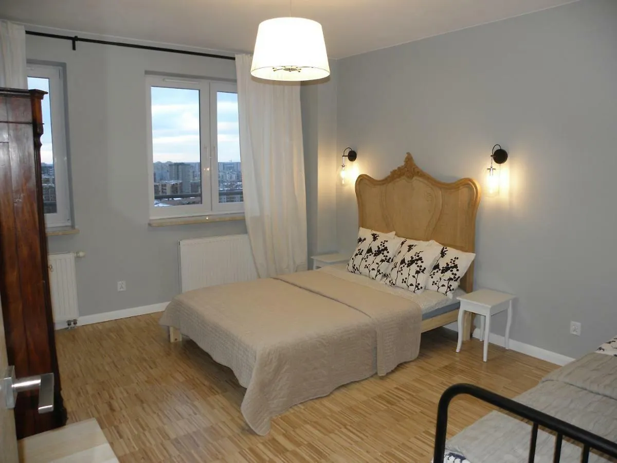 Apartmán Apartament Kwiatkowskiego Varšava