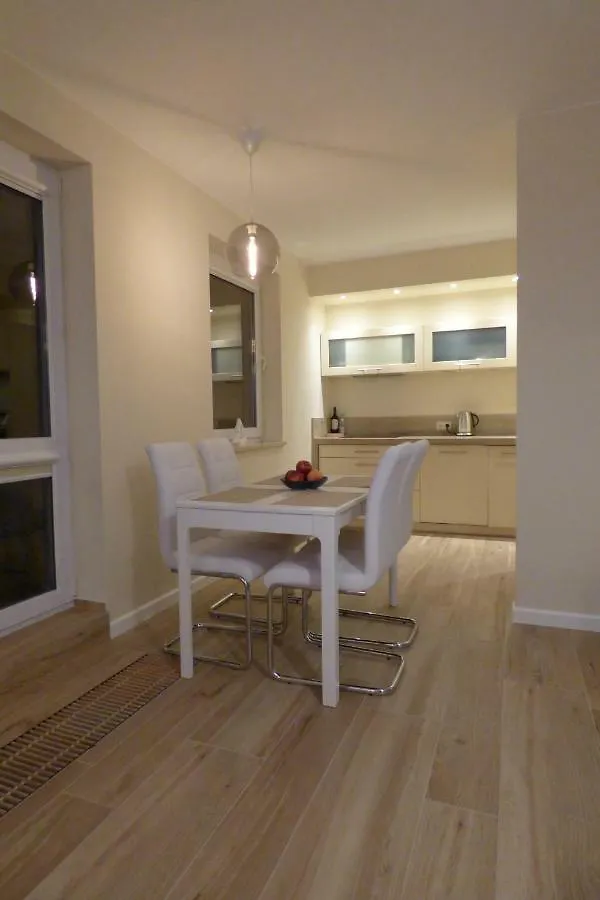 Apartament Kwiatkowskiego Apartment Warsaw