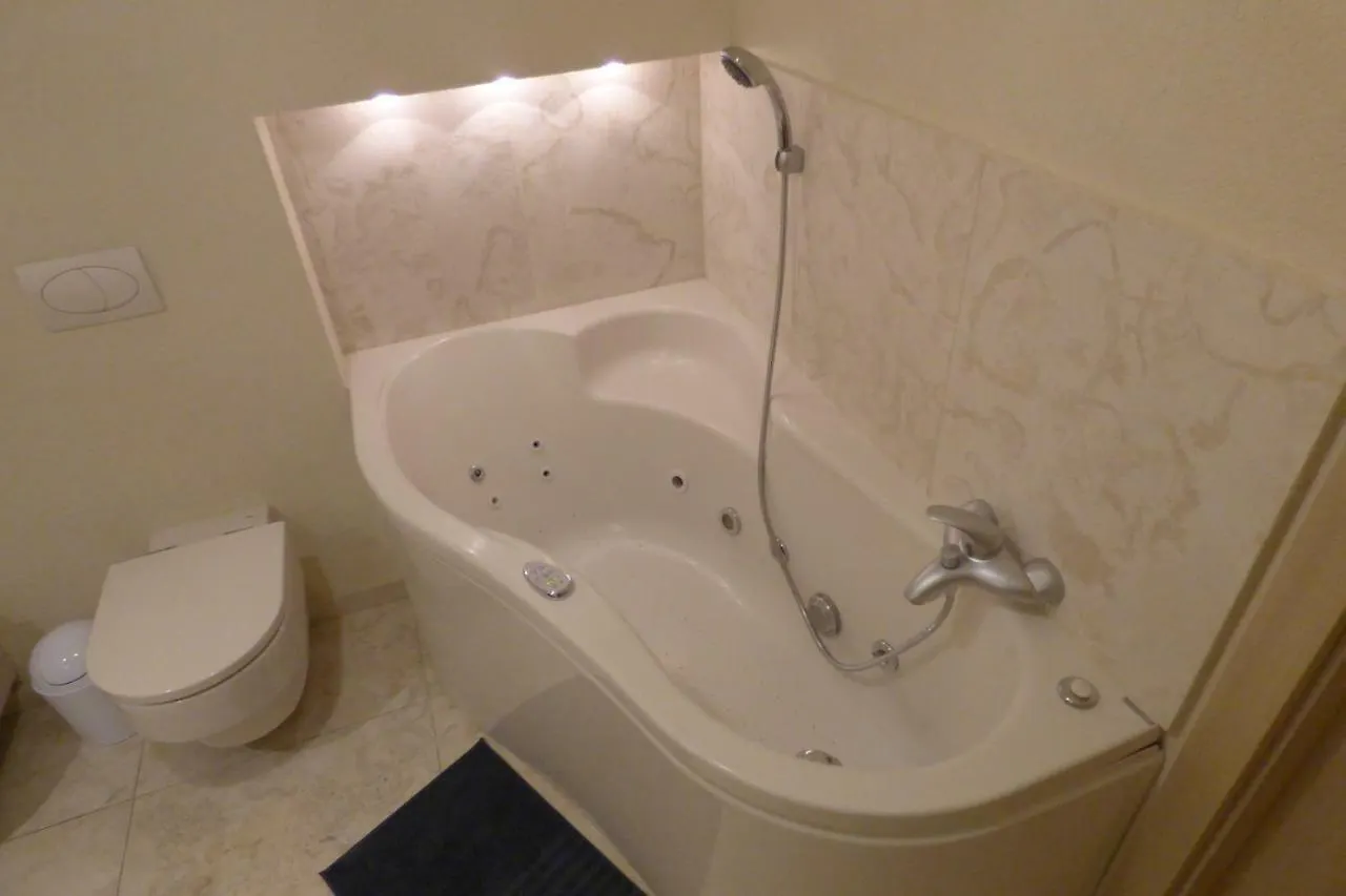Apartament Kwiatkowskiego Apartment Warsaw
