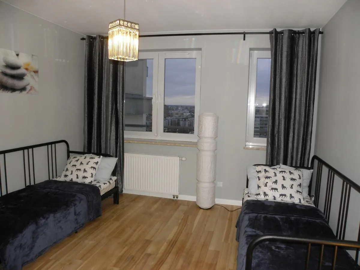 Apartament Kwiatkowskiego Apartment Warsaw Poland